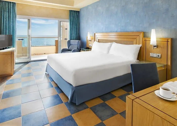 Elba Sara & Golf Rezort 4*