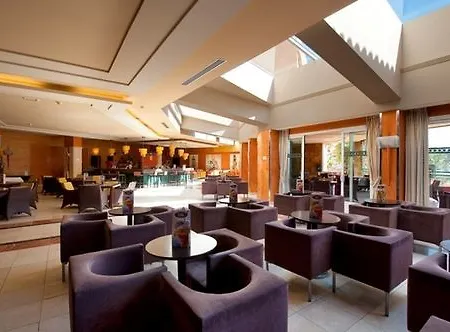 אתר נופש Elba Sara & Golf קלטה דה פוסטה